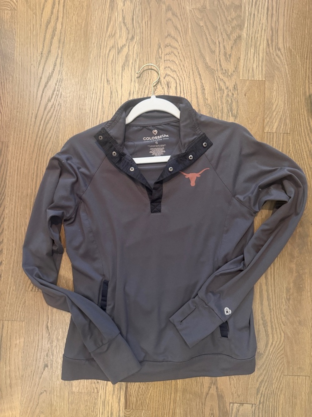 Colosseum Gray Pullover with Coral Longhorn Logo